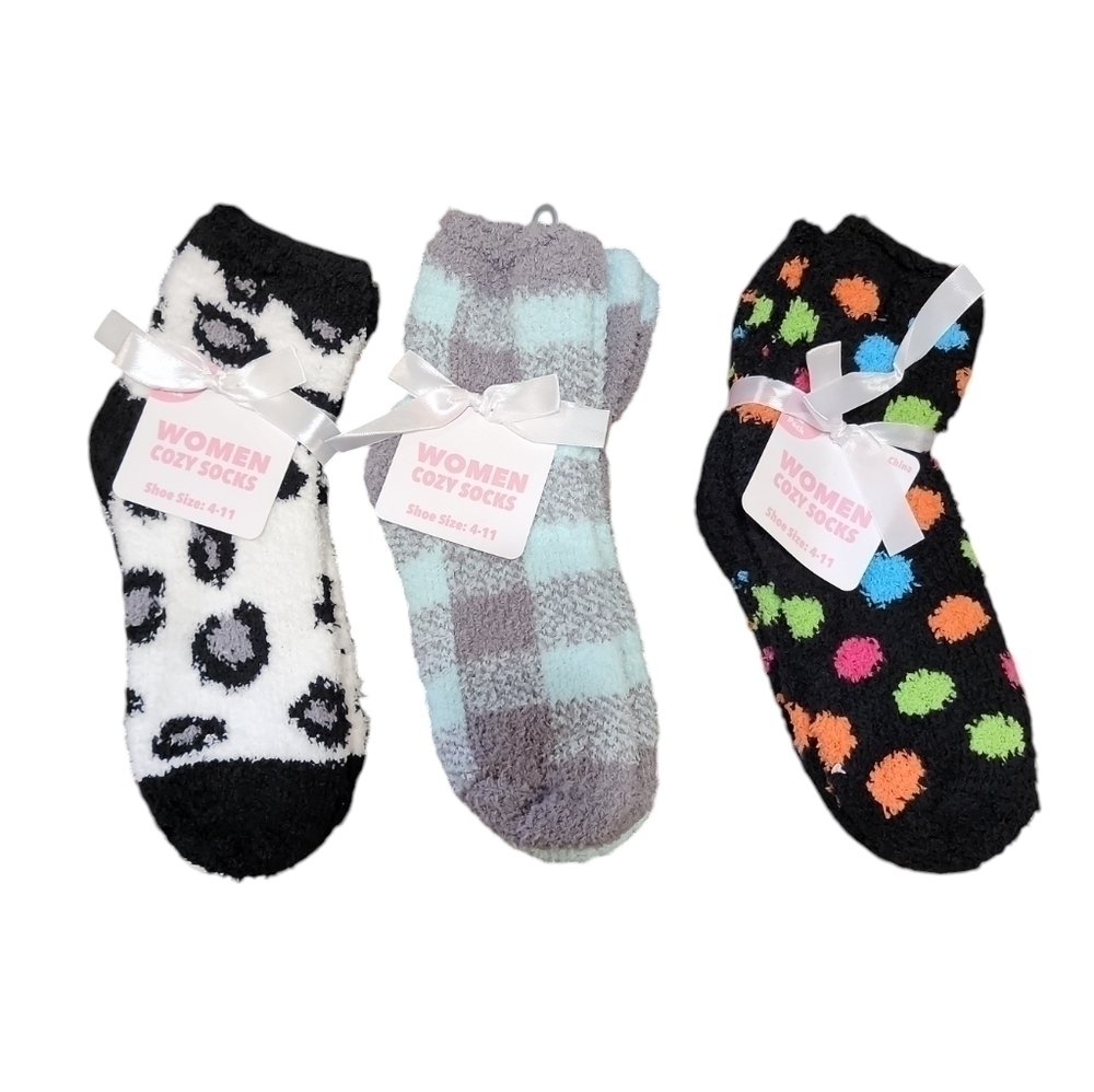 Women cozy socks shoe size 4-11 New with tags 2 pack (6 pairs total)